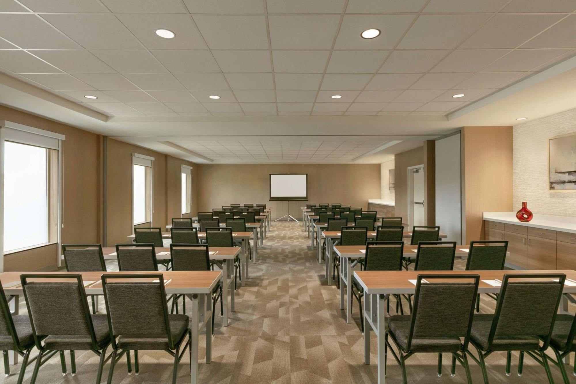 Home2 Suites By Hilton Chantilly Dulles Airport Exterior foto
